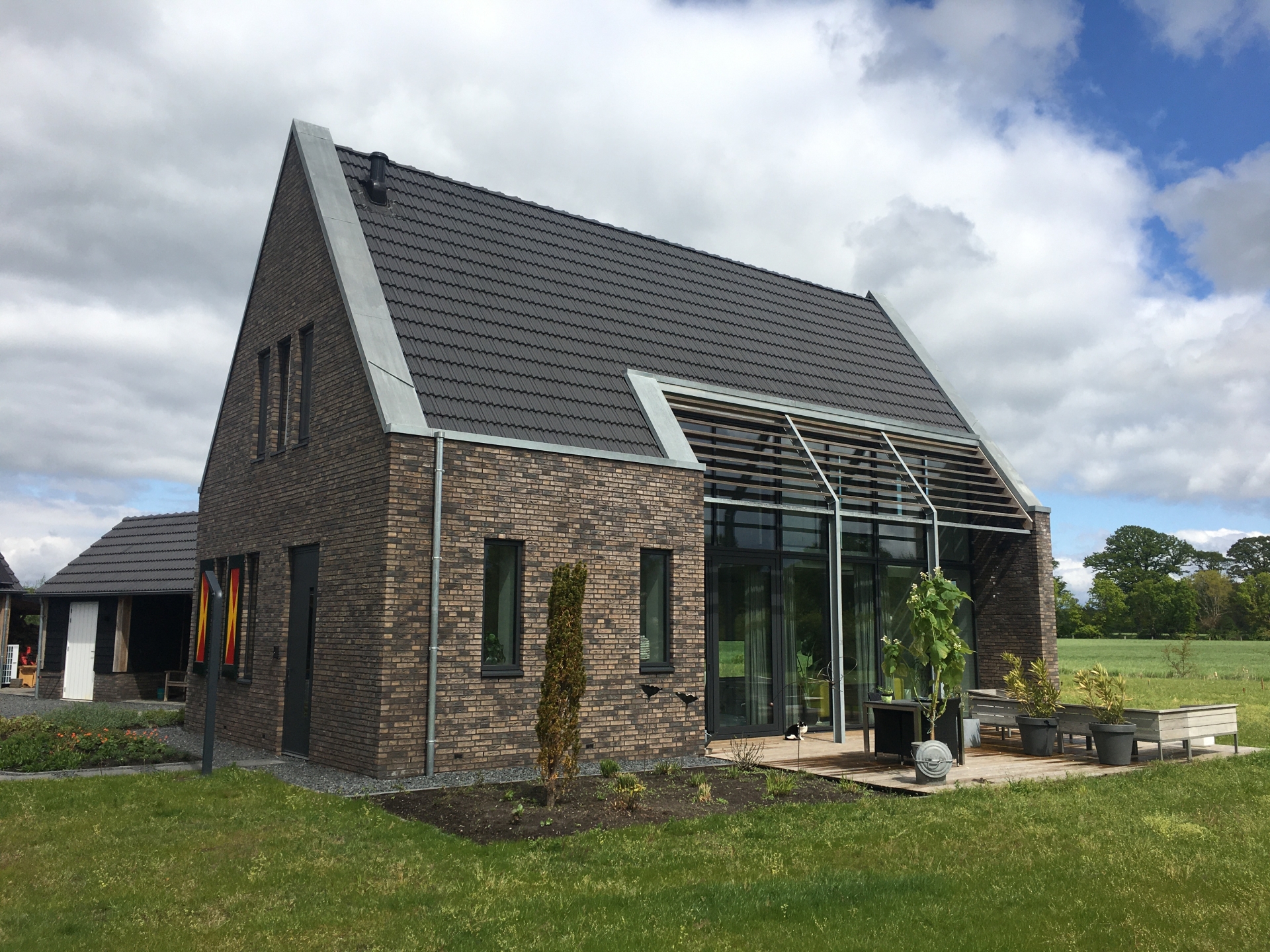 WONING - HOLTHONE